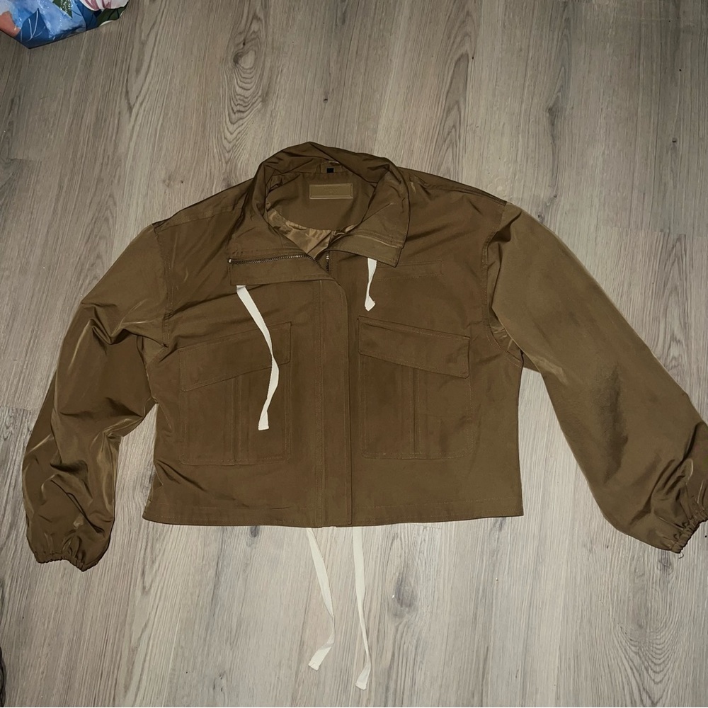 BLANKNYC  Cropped Anorak Jacket Utility Windbreaker L